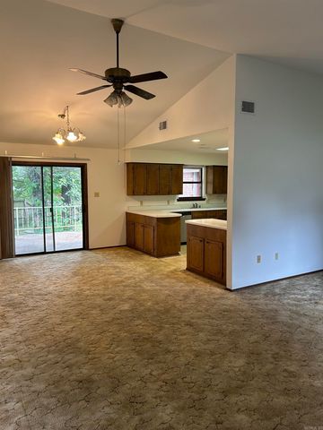 11 Kensington Drive, Conway, AR 72034