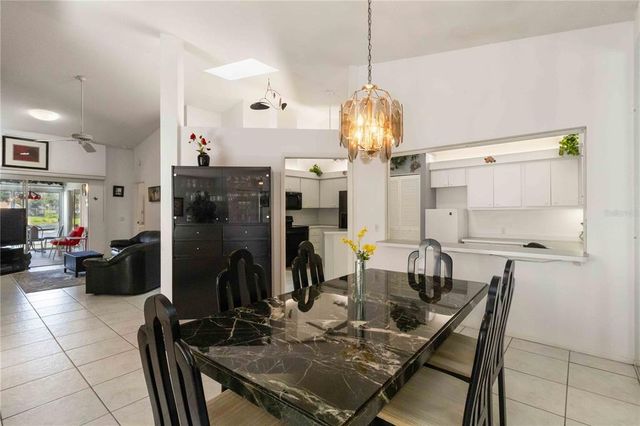 5812 GARDEN LAKES DRIVE, Bradenton, FL 34203
