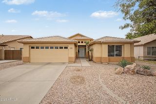 8401 W LAUREL Lane, Peoria, AZ 85345