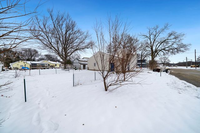 1104 S 4th Street, Oregon, IL 61061