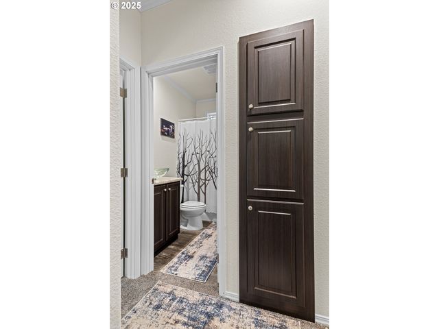 565 SHOREPINES Ct, Coos Bay, OR 97420