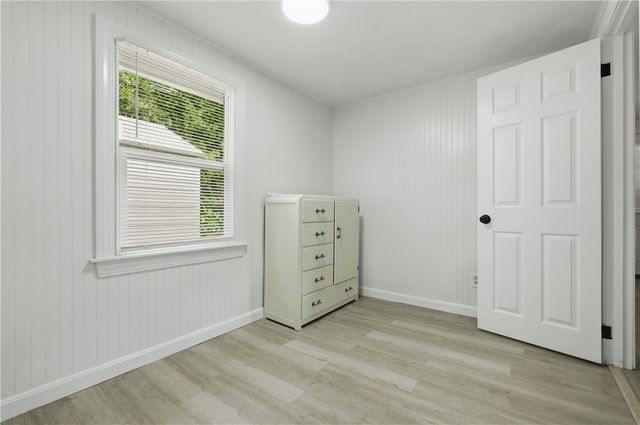 24 Seymour Street, Warren, RI 02885