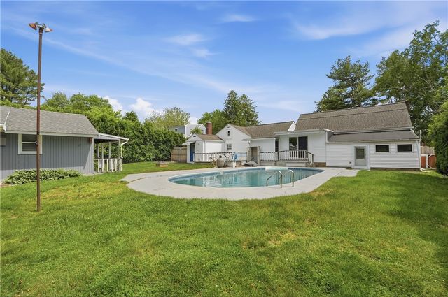 24 Seymour Street, Warren, RI 02885