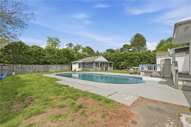 24 Seymour Street, Warren, RI 02885