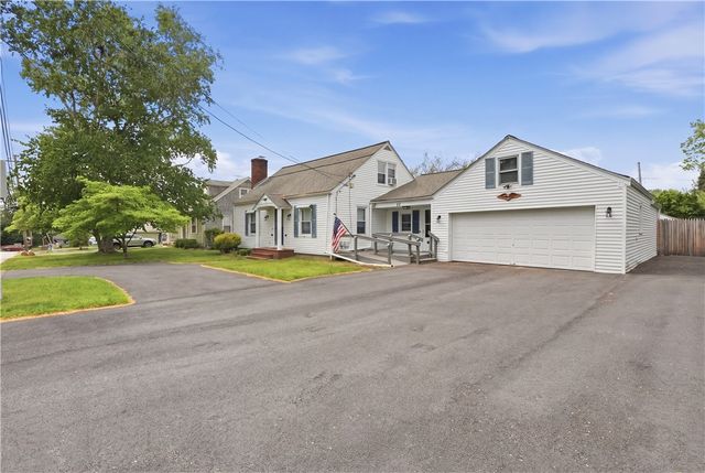 24 Seymour Street, Warren, RI 02885