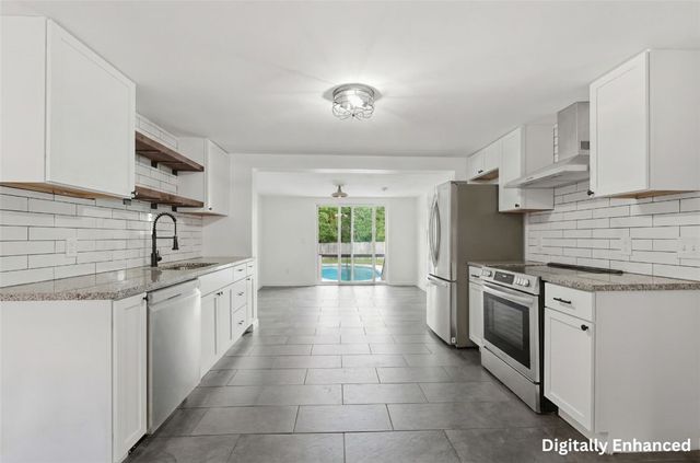 24 Seymour Street, Warren, RI 02885