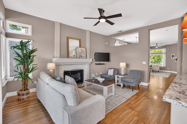 1973 Hunter Dr, Rocklin, CA 95765