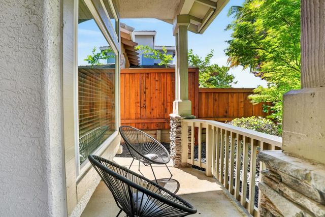 1973 Hunter Dr, Rocklin, CA 95765