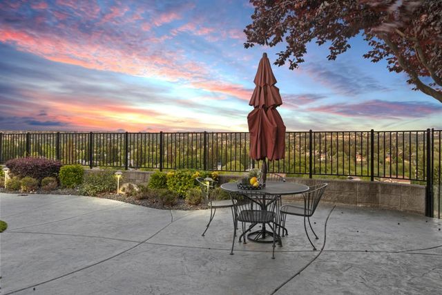 1973 Hunter Dr, Rocklin, CA 95765