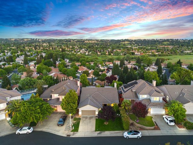 1973 Hunter Dr, Rocklin, CA 95765