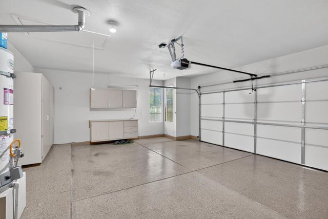 1973 Hunter Dr, Rocklin, CA 95765