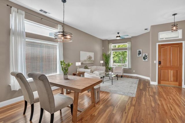 1973 Hunter Dr, Rocklin, CA 95765