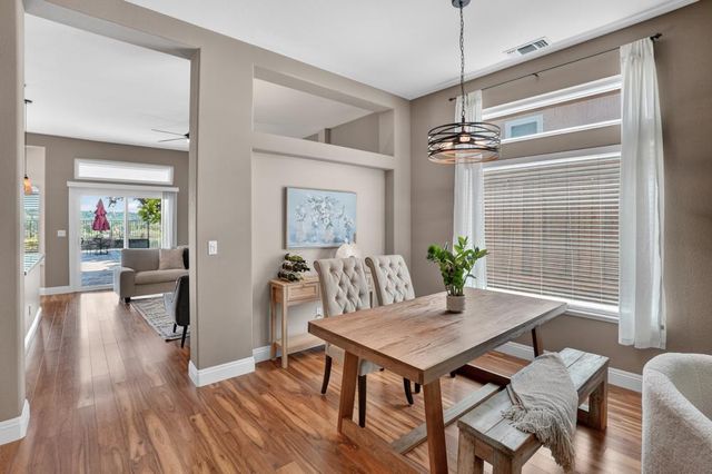 1973 Hunter Dr, Rocklin, CA 95765