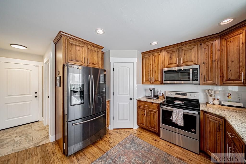 Image 15 of property listing at 440 N 3846 E, Rigby, ID 83442