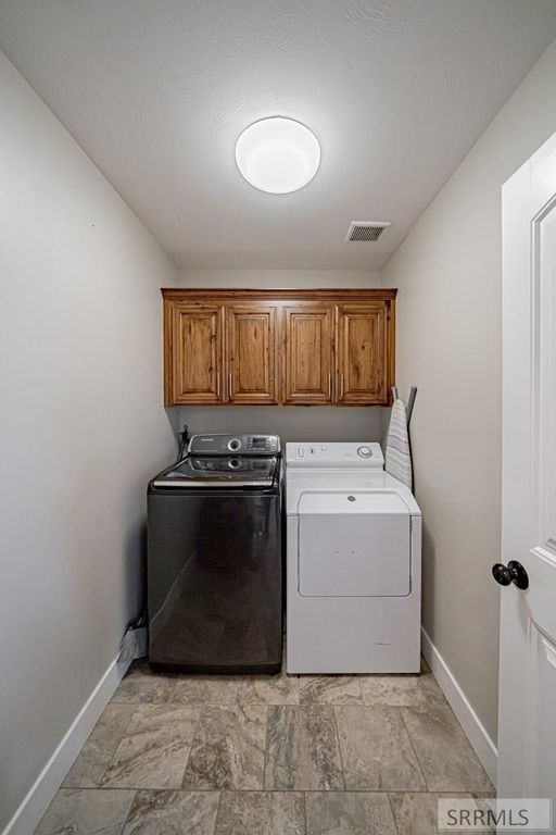 Image 16 of property listing at 440 N 3846 E, Rigby, ID 83442