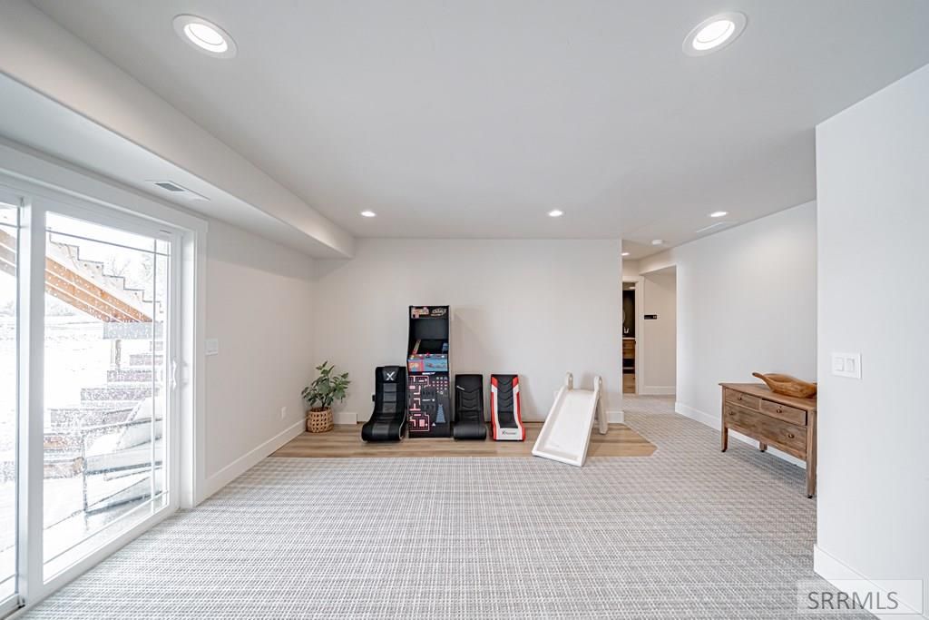 Image 29 of property listing at 440 N 3846 E, Rigby, ID 83442