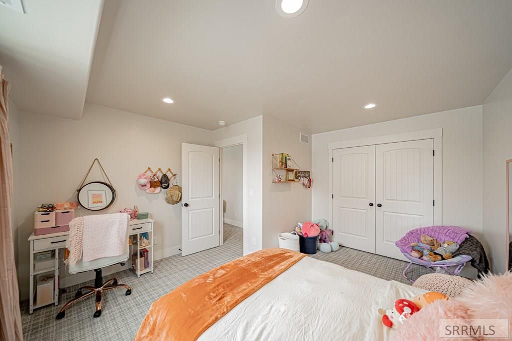 Image 41 of property listing at 440 N 3846 E, Rigby, ID 83442