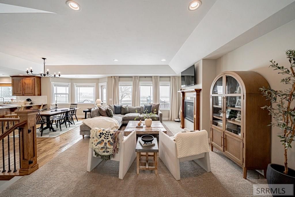 Image 6 of property listing at 440 N 3846 E, Rigby, ID 83442