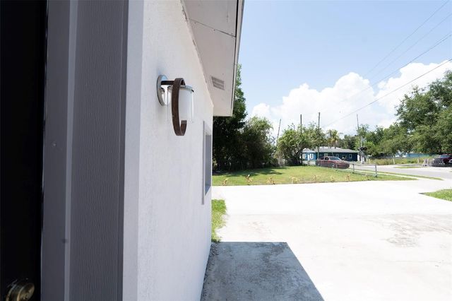 689 BETHUNE AVENUE, Winter Garden, FL 34787