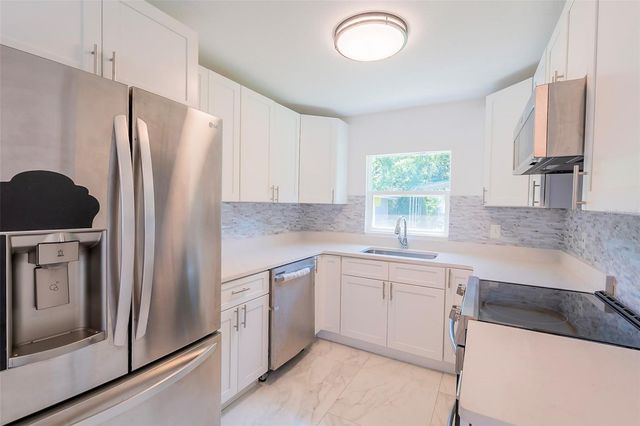 689 BETHUNE AVENUE, Winter Garden, FL 34787