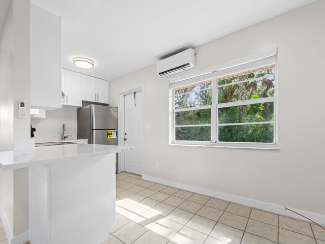 854 Bougainvillea Lane 3, Vero Beach, FL 32963