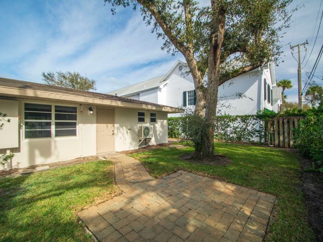 854 Bougainvillea Lane 3, Vero Beach, FL 32963