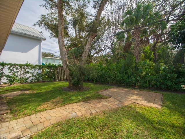854 Bougainvillea Lane 3, Vero Beach, FL 32963