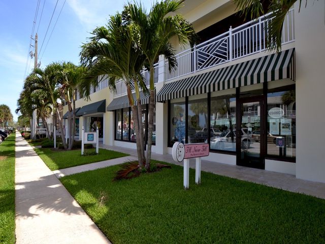 854 Bougainvillea Lane 3, Vero Beach, FL 32963