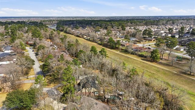102 Wimberly Way, Conroe, TX 77385
