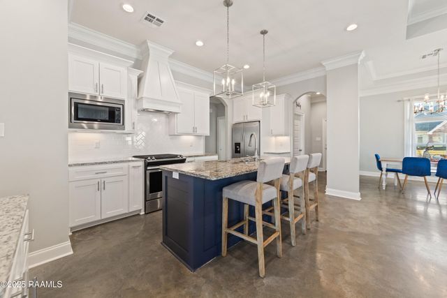 127 Ella Hill Street, Maurice, LA 70555