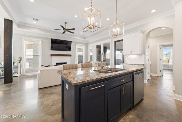 127 Ella Hill Street, Maurice, LA 70555