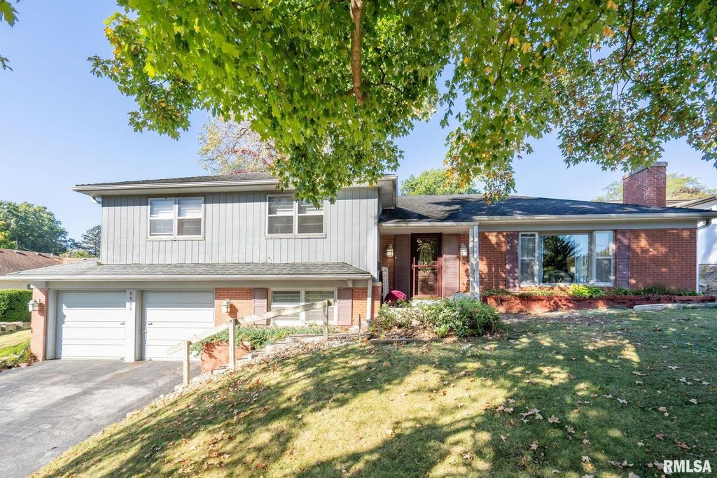 2552 37th Avenue, Rock Island, IL 61201