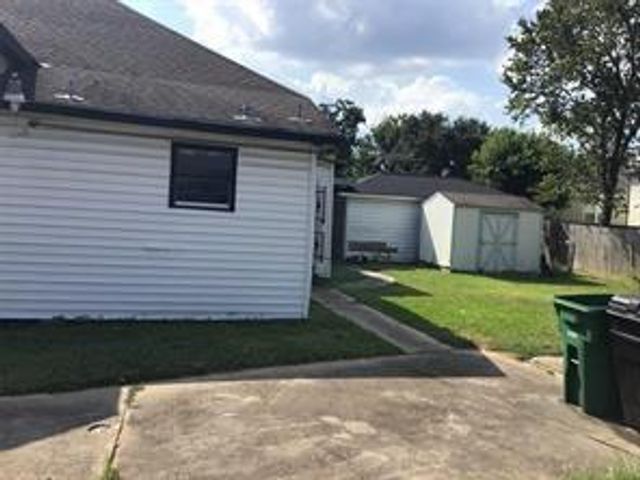 713 E 37th Street, Houston, TX 77022