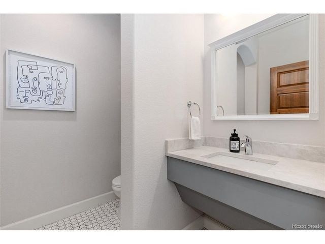 3228 Wyandot St, Denver, CO 80211