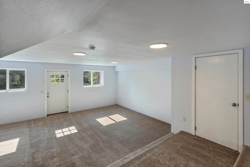 205 Ullr Drive, Sandpoint, ID 83864 photo 33