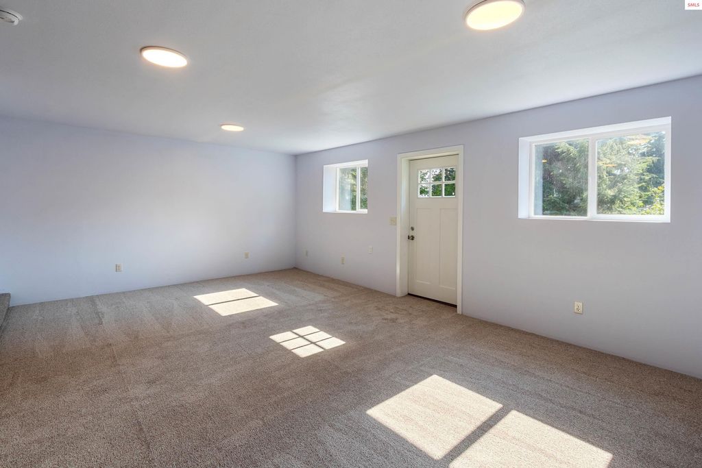 205 Ullr Drive, Sandpoint, ID 83864 photo 35