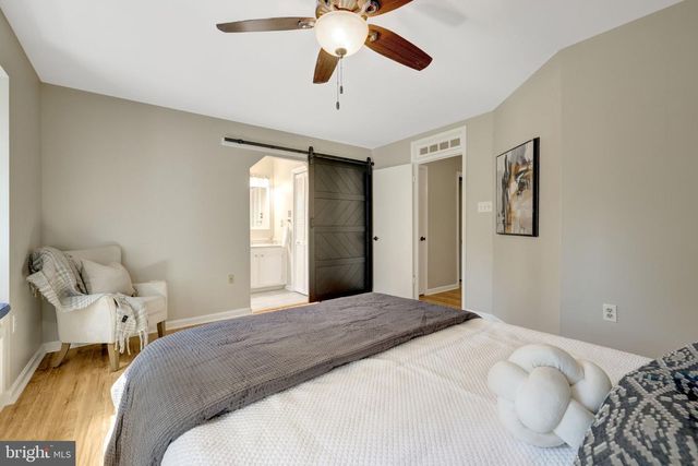 11992 SENTINEL POINT CT, Reston, VA 20191