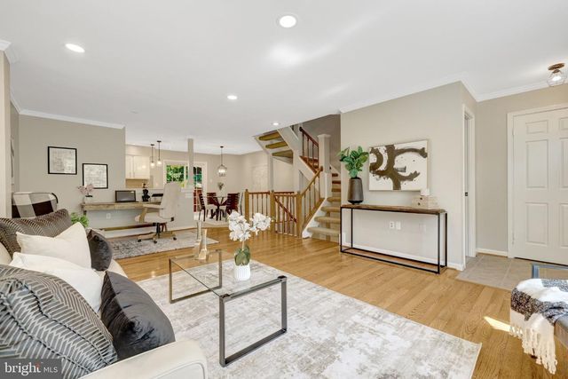 11992 SENTINEL POINT CT, Reston, VA 20191
