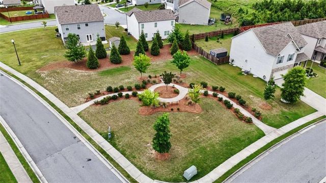7364 Stone Bluff Drive, Douglasville, GA 30134