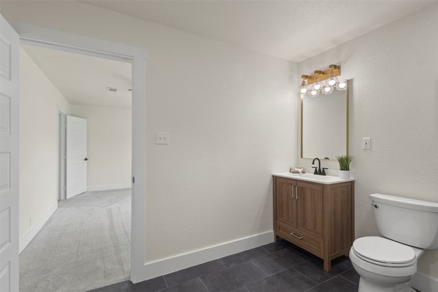 215 Glenview Street, Dallas, TX 75217