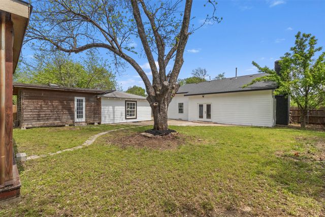 215 Glenview Street, Dallas, TX 75217