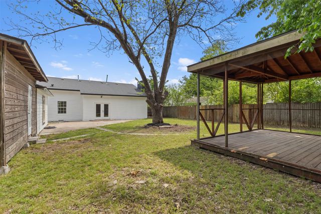 215 Glenview Street, Dallas, TX 75217