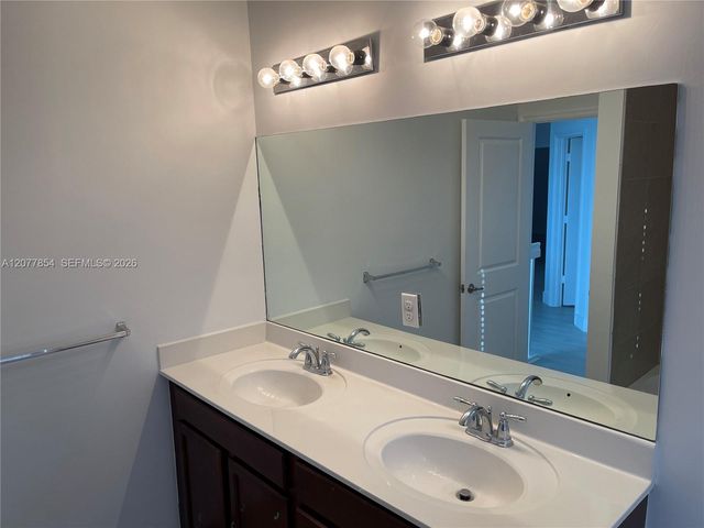 165 SE 21st Terrace, Homestead, FL 33033