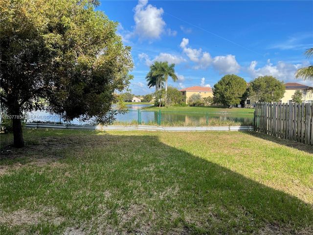 165 SE 21st Terrace, Homestead, FL 33033