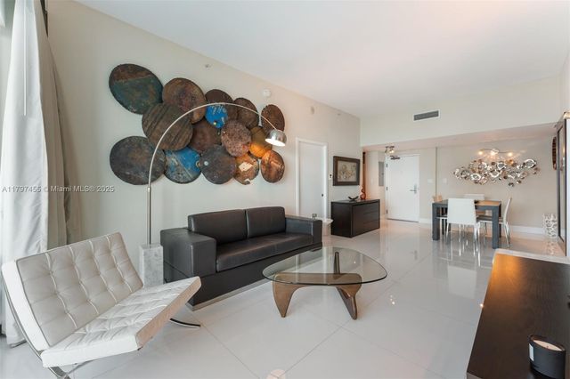6801 Collins Ave PH10, Miami Beach, FL 33141