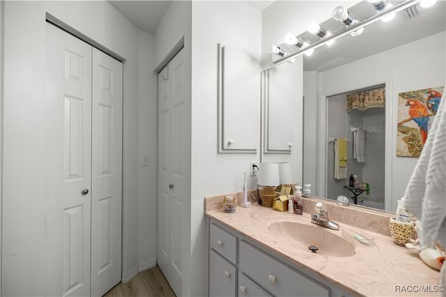 3922 NE 22nd Lane, Ocala, FL 34470