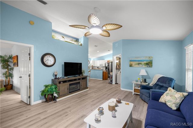 3922 NE 22nd Lane, Ocala, FL 34470