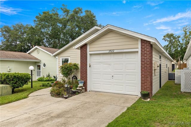 3922 NE 22nd Lane, Ocala, FL 34470