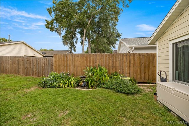 3922 NE 22nd Lane, Ocala, FL 34470