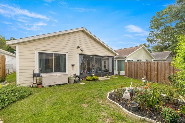 3922 NE 22nd Lane, Ocala, FL 34470